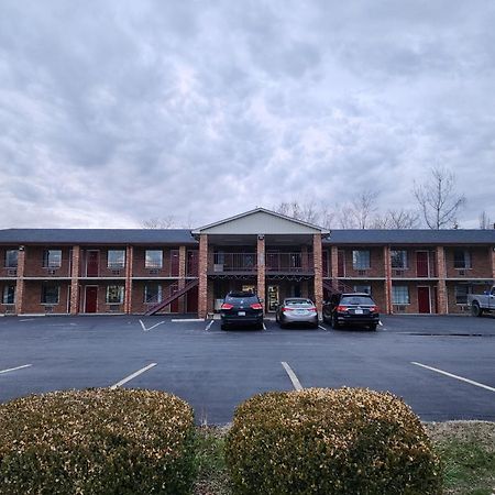 Americas Inn 巴兹敦 外观 照片