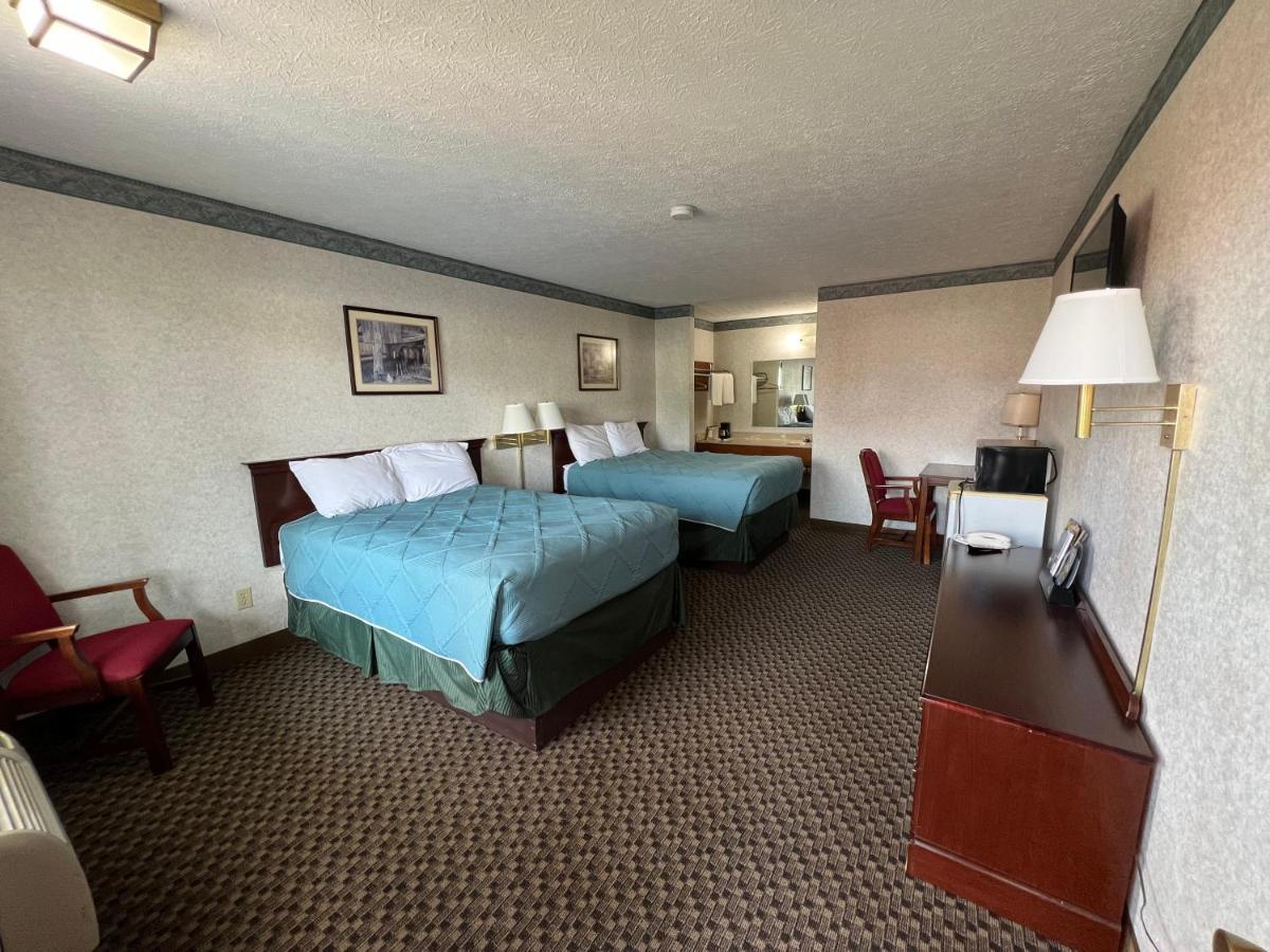 Americas Inn 巴兹敦 外观 照片