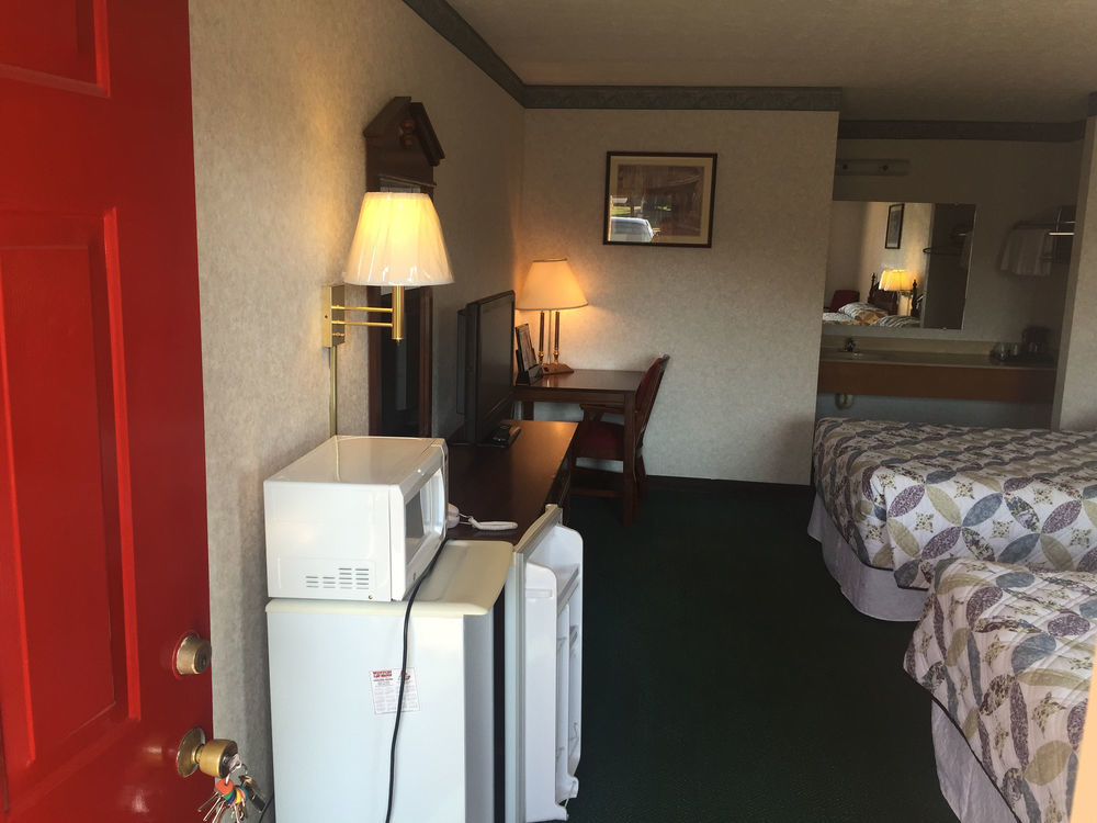 Americas Inn 巴兹敦 外观 照片