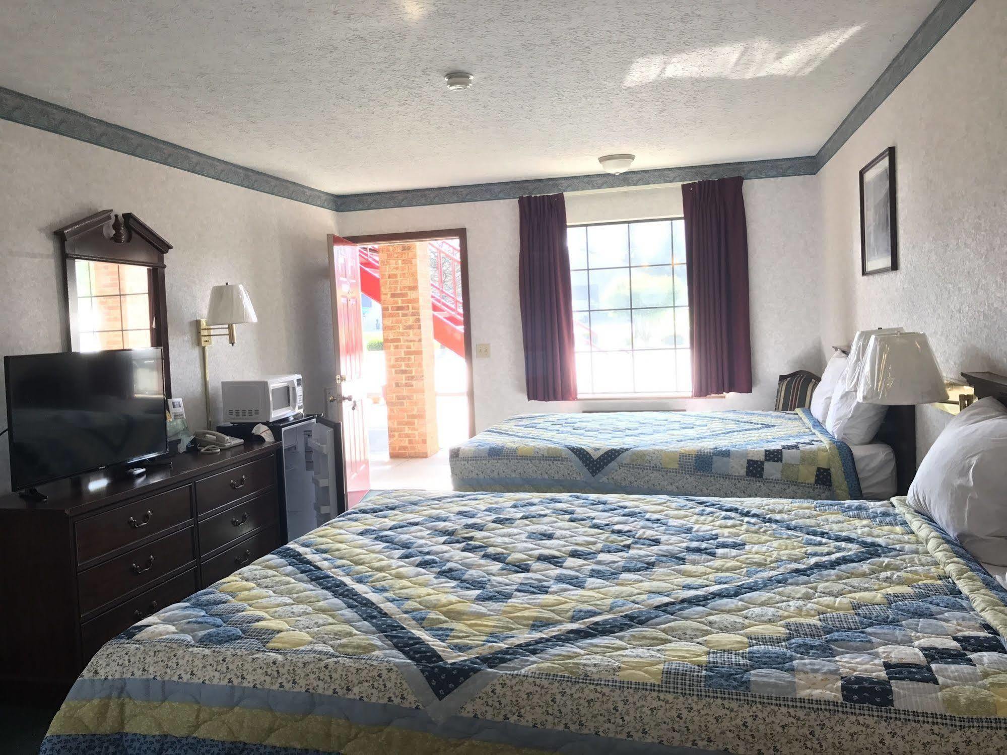 Americas Inn 巴兹敦 外观 照片